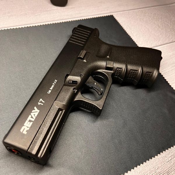 Стартовий пістолет Retay Arms Glock 17 + 20 патронів , Глок 19 під холостий патрон 9мм, Сигнальний G19-1111 фото