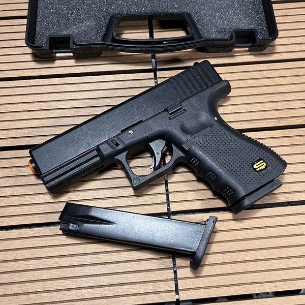 Стартовый пистолет Glock 17, SUR G17 + 20 патронов, (ANSAR BRT) с дополнительным магазином, Сигнальный под холостой патрон 9мм Sur G17 фото