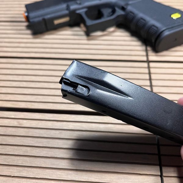 Стартовый пистолет Glock 17, SUR G17 + 20 патронов, (ANSAR BRT) с дополнительным магазином, Сигнальный под холостой патрон 9мм Sur G17 фото