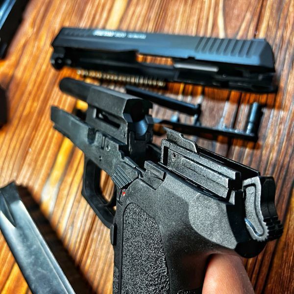 Стартовий пістолет Sig Sauer, Retay Arms S2022 сигнальний, шумовий, під холостий патрон 9мм 00006 фото