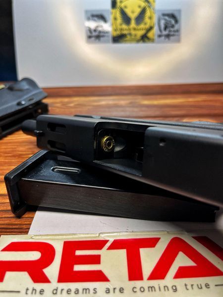Стартовий пістолет Glock 19, Retay G19, Сигнальний пістолет під холостий патрон 9мм G19 фото
